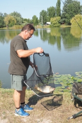 vasasfeederhv2019069