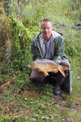 feeder2025048